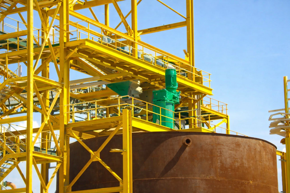 Industrial gearbox application6 Heavy Mining Material Handling Custom Gear Unit